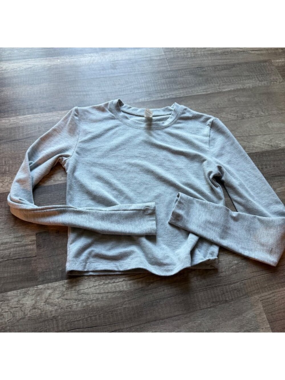 Yogalicious Velvety‎ Htr Valetina Henley Crop Top XS Heather Gray Long Sleeve
